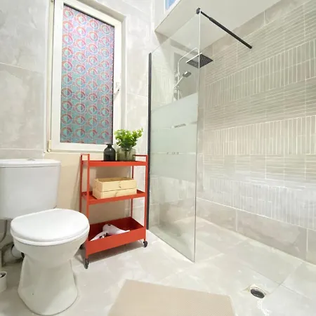 Missafir Stylish Flat Near Taksim Square Apartment