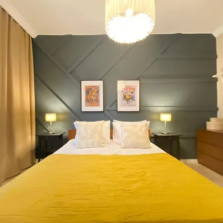 Missafir Stylish Flat Near Taksim Square Apartment